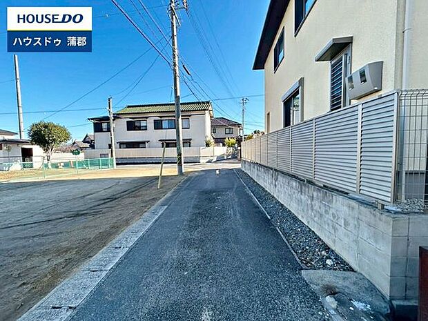 前面道路含む現地写真