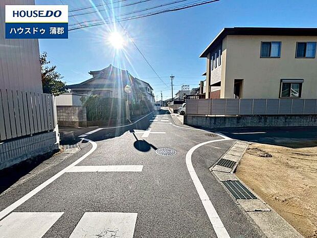 前面道路含む現地写真