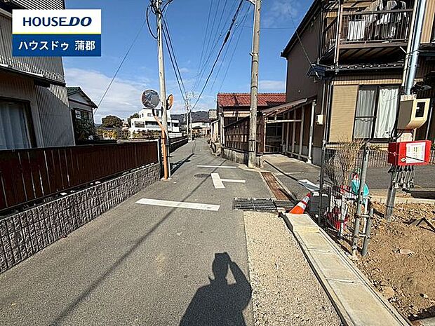 前面道路含む現地写真