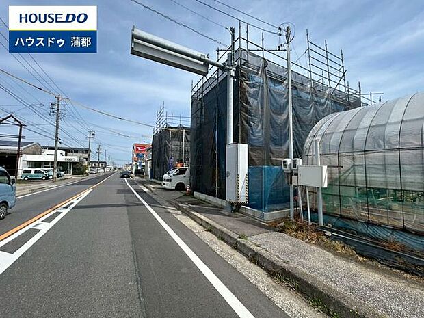 前面道路含む現地写真