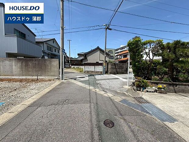 前面道路含む現地写真