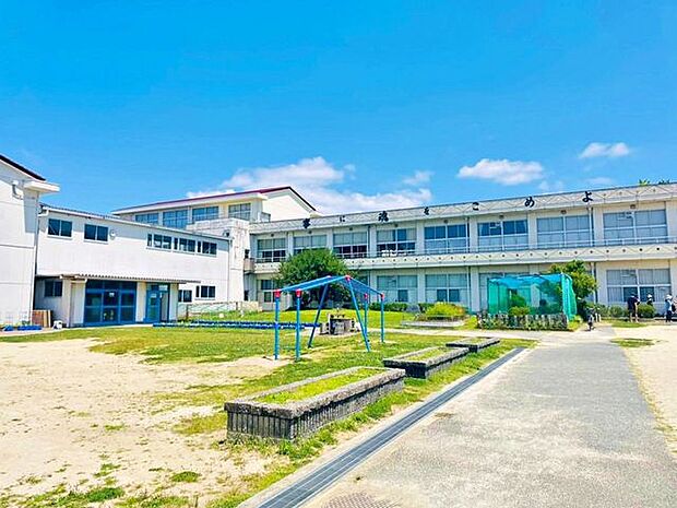 蒲郡東部小学校蒲郡東部小学校 1000m
