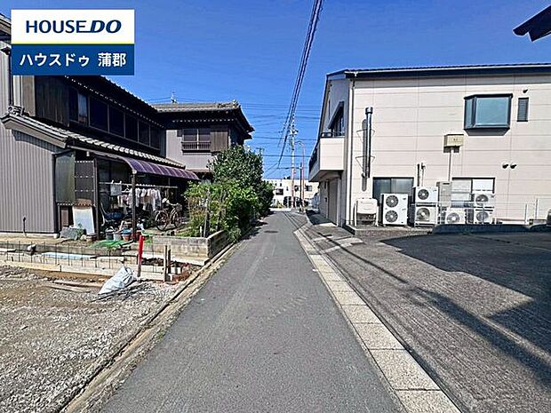 前面道路含む現地写真