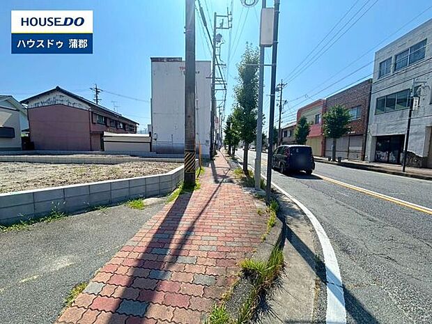 前面道路含む現地写真