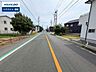 外観：前面道路含む現地写真