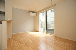 シャーメゾン横尾 101 1階3LDKのリビング/ダイニング