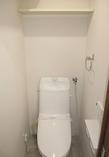 ●ウォシュレット付トイレ交換済み