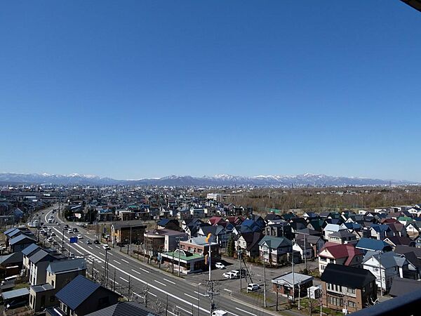 ●10階部分、南西向き！山並みや札幌ドーム、都心部を望む景色が楽しめます！
