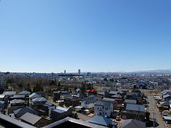 ●10階部分、南西向き！山並みや札幌ドーム、都心部を望む景色が楽しめます！