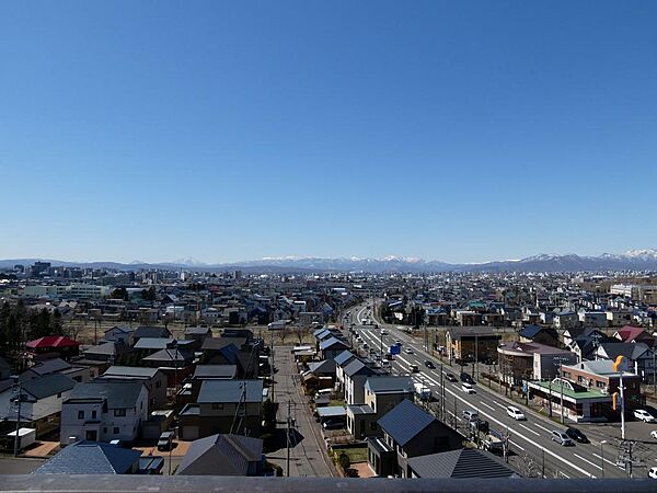 ●10階部分、南西向き！山並みや札幌ドーム、都心部を望む景色が楽しめます！