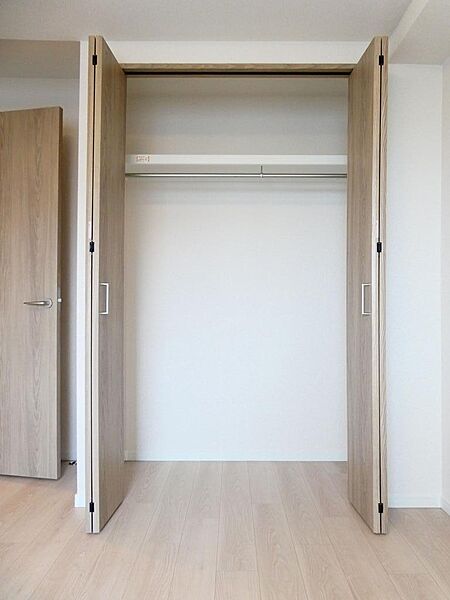 ●洋室6.6帖●クロゼット付
