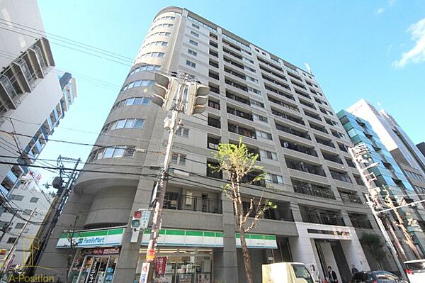 大阪府大阪市西区新町3丁目(賃貸マンション1R・11階・29.84㎡)の写真 その1