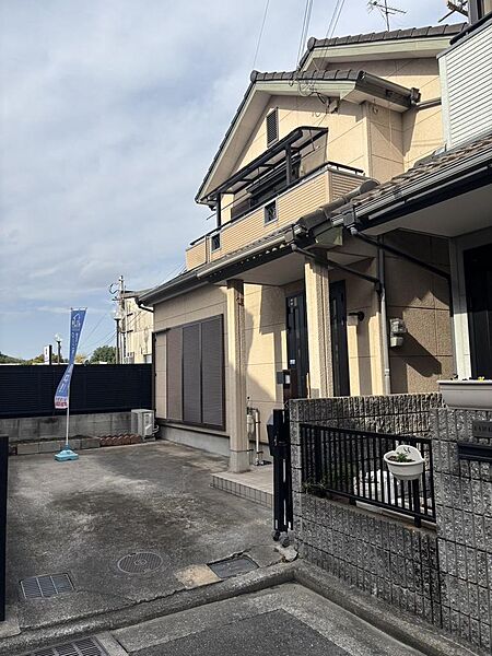 外観：327001688980