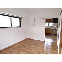 ルミナス白壁 6階2DKのリビング/ダイニング