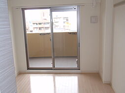 プレサンス泉アーバンゲート 9階1Kの室内