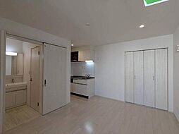 R-Smart covo 新栄 3階ワンルームのリビング/ダイニング