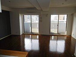 ケーディーエックスイズミレジデンス（KDX泉レジデンス） 9階2LDKのリビング/ダイニング