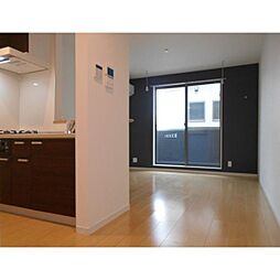 クラージュ平安 2階1LDKのリビング/ダイニング