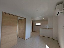 Precious庄内通 1階1LDKのリビング/ダイニング