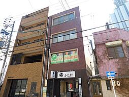 7 / 11