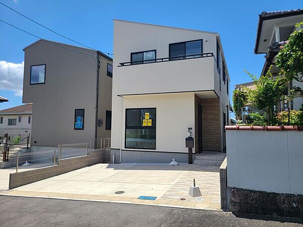 外観：334000181899