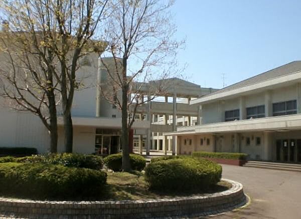 広島市立己斐上中学校2083m