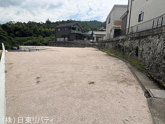 現地（2025...