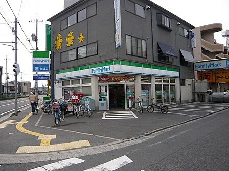 ファミリーマート 西旭町店？425m？