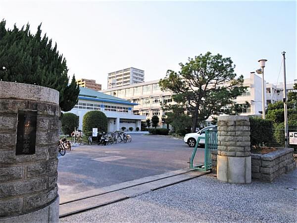 広島市立宇品小学校487ｍ