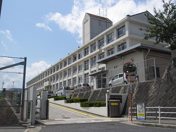 広島市立井口台小学校？895m