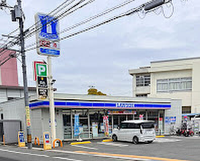 ローソン 広島東本浦町店825ｍ