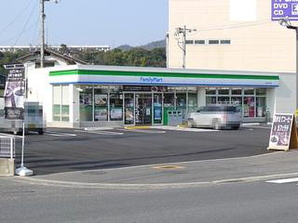 ファミリーマート 深川五丁目店948m