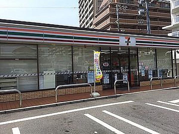 セブンイレブン 広島皆賀3丁目店？134m？