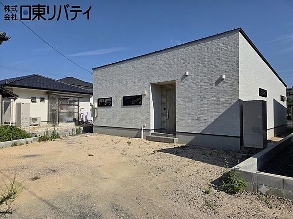 外観：335000033945