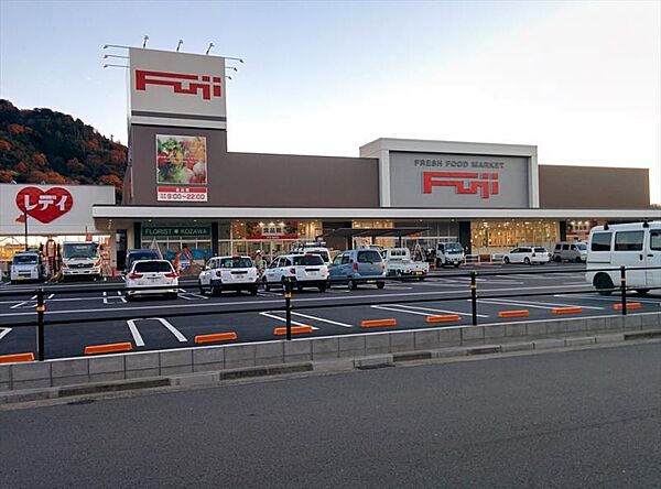 フジ海田店？616m