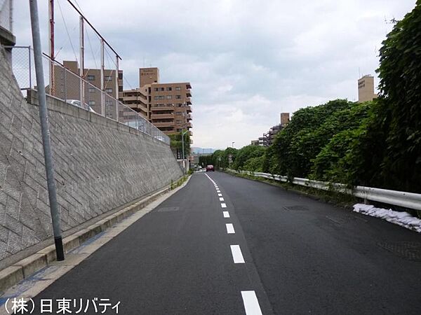 現地