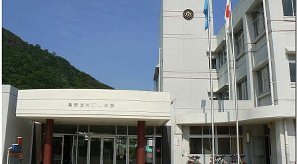 呉市立安浦小学校？362m