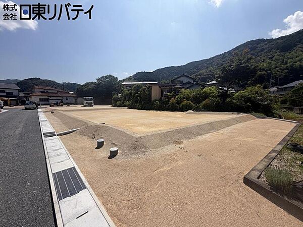 ローソン 岩国川西三丁目店