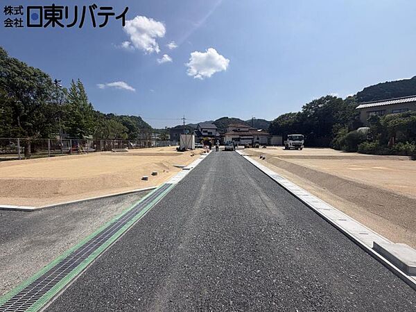 ローソン 岩国川西三丁目店