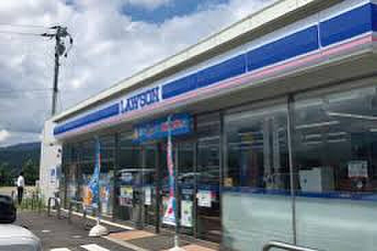 ローソン 広島石内東店まで432m（徒歩6分）