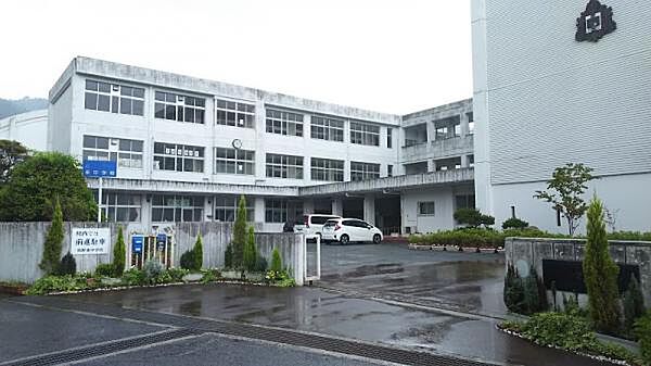 熊野町立熊野東中学校？2397m