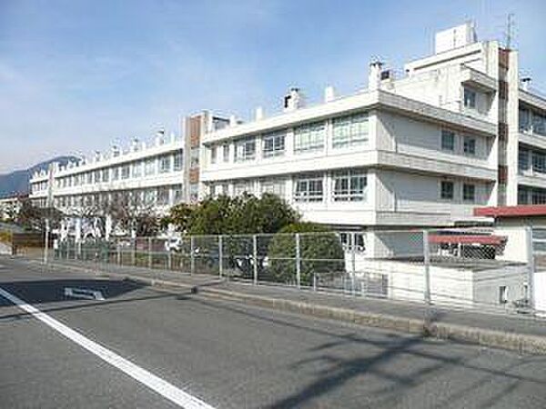 広島市立倉掛小学校？359m