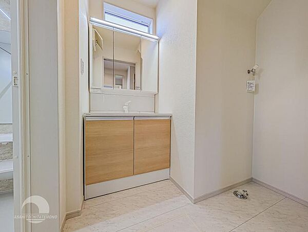 使用頻度の高い場所だからこそ便利な空間に。多人数での使用も考えた便利な空間です
