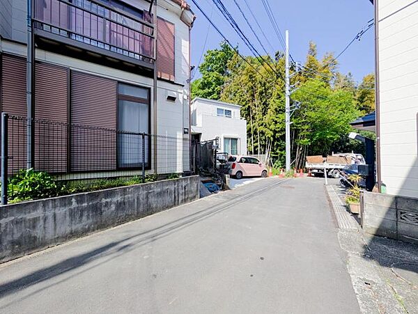 空を広く感じる。緑が多いゆったり感のある安心の住環境です！！潤いのある環境でホッと生活できそうです！おしゃれな雰囲気や自然の潤いがあり、親しみやすさと個性を！街に新たな価値をもたらし続けてくれます！