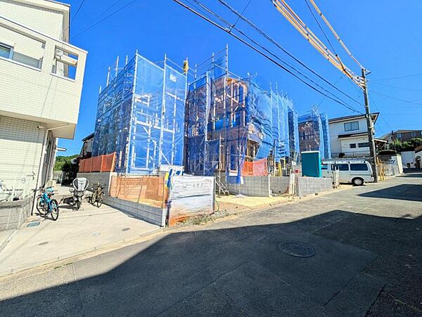 住みやすさとデザイン性を両立させた欲張りな住宅が登場しました　相反しがちなことが相互作用でより良質に！本物だけが表現することができる質の高い機能美はよきものをつなげた古くからの伝統と最新技術の結晶です