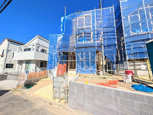 住みやすさとデザイン性を両立させた欲張りな住宅が登場しました　相反しがちなことが相互作用でより良質に！本物だけが表現することができる質の高い機能美はよきものをつなげた古くからの伝統と最新技術の結晶です