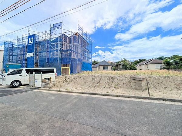 住みやすさとデザイン性を両立させた欲張りな住宅が登場しました　相反しがちなことが相互作用でより良質に！本物だけが表現することができる質の高い機能美はよきものをつなげた古くからの伝統と最新技術の結晶です