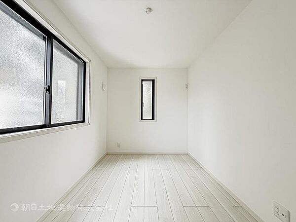 自分の時間を充実させながら心豊かにできるプライベート空間！！穏やかな寛ぎを届ける仕様のゆとりある居室。個室のお部屋が欲しいという要望に応える設計で、過ごす時間が長くてもゆったり落ち着いて過ごせそう！！