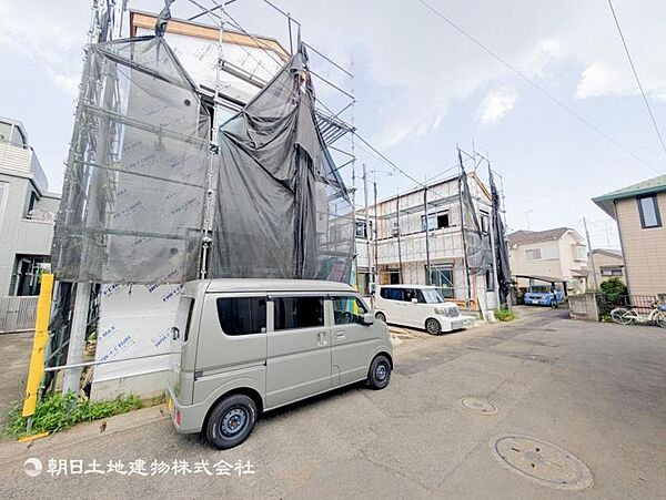 毎日のお散歩も楽しみになる緑豊かな住環境で心安らぎます！！！休日のお散歩も心から楽しくなりそうです！自然の潤いを身近に感じられる環境は、日々の暮らしにこころに彩りとやすらぎを添えてくれそうです。