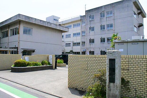 川越市立仙波小学校(668m)
